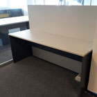 escritorio recto 25mm con paneles